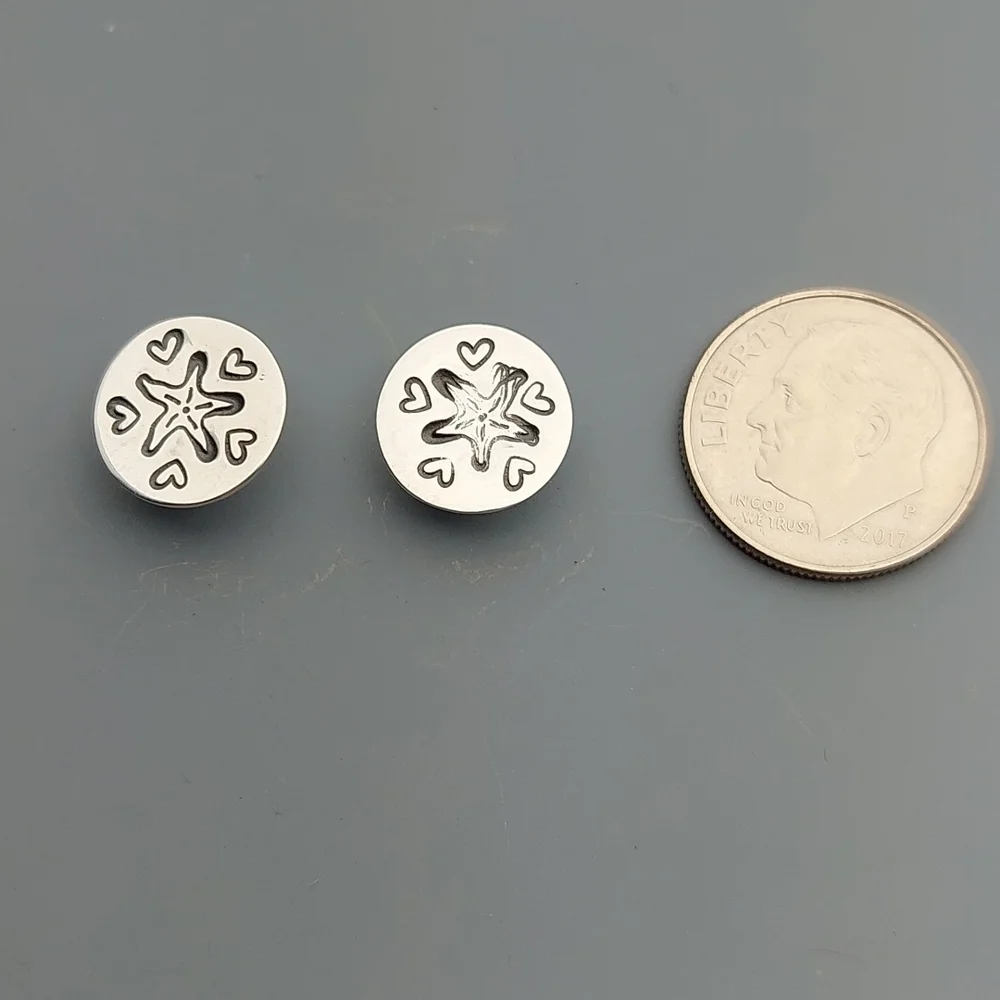 𝅺STARFISH sterling silver stud earrings - Picture 4 of 4